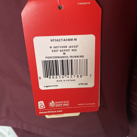 New with Tags The North Face Deep Garnet Red Running W Isotherm jacket - Picture 6 of 16